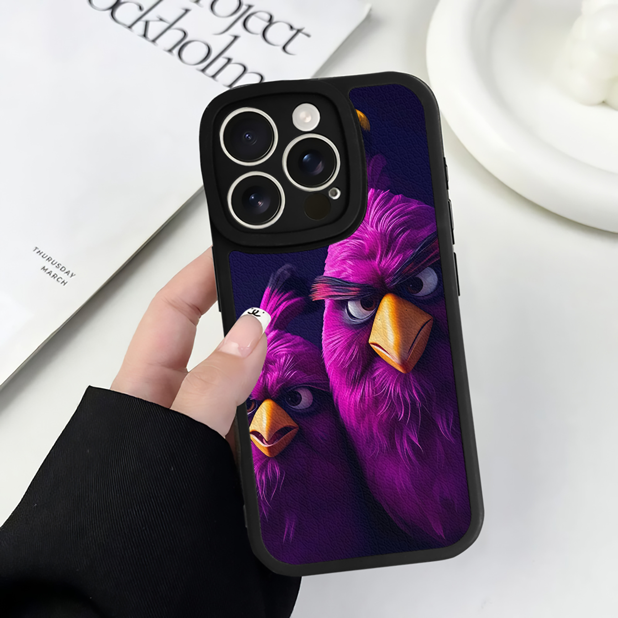（画像用） Angry Birds アングリーバード 【iPhone 16シリーズ対応】シリコンスマホケース（レザー調） 材質：シリコン